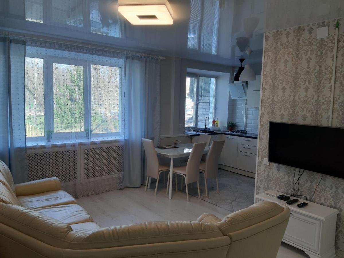 Appartment New In Center 莫吉廖夫 外观 照片