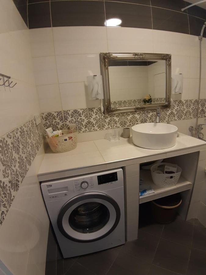 Appartment New In Center 莫吉廖夫 外观 照片